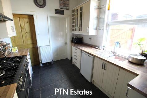 kitchen 2 light .jpg