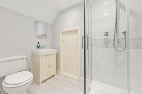 Bedroom Four Ensuite