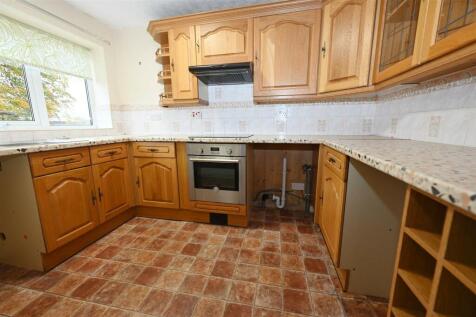 KITCHEN (VIEWS)