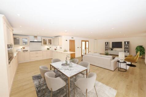 Kitchen,Dining &amp; Day Room CLOSER.jpg