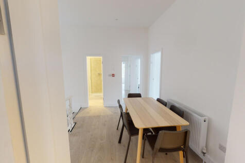 104c-Pembroke-Road-0