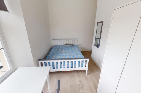 104c-Pembroke-Road-0