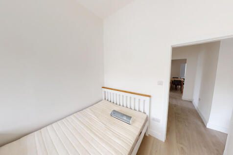 104c-Pembroke-Road-0