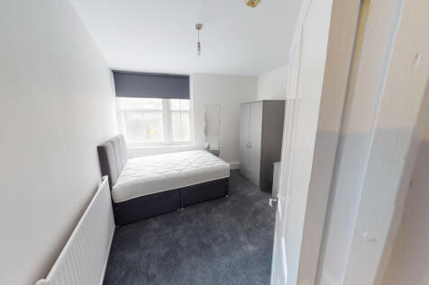 76-Colts-on-Street-0