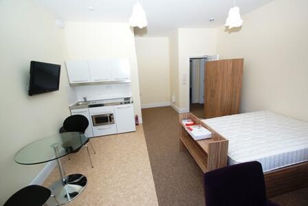 STUDIO 5, 19 ELMDALE