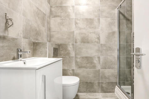 Flat 2, 165 St. Marg