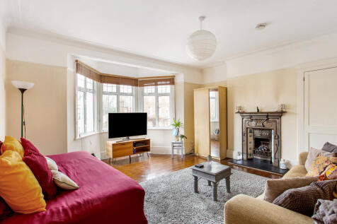 First_Floor_Flat_128
