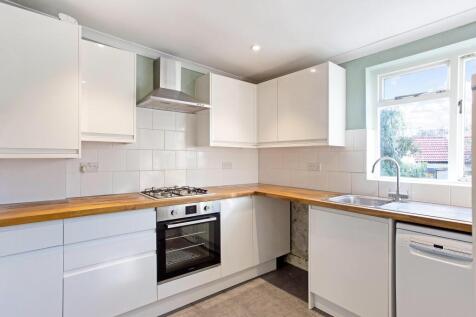 Flat 1, 49 Lebanon P