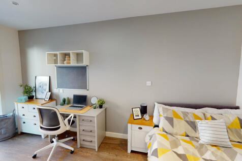 Studio Room
