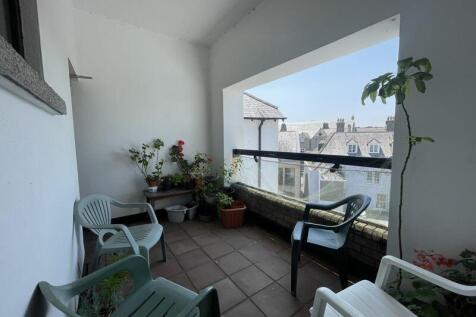 Communal Balcony