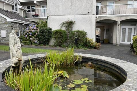 Communal Courtyard Garden