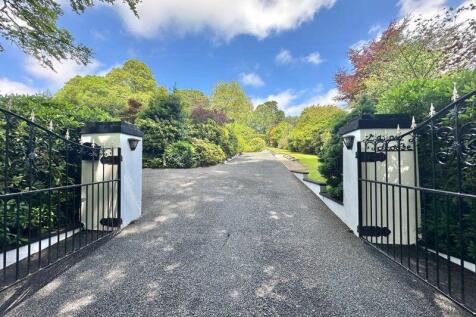 Gated driveway