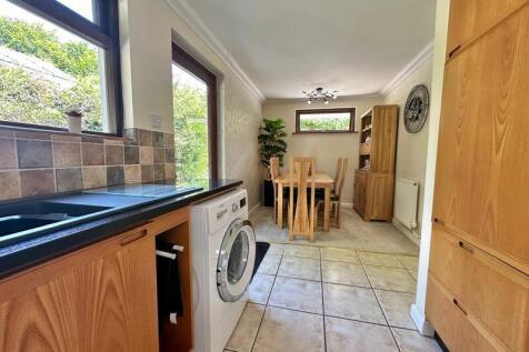 Utility and breakfast area