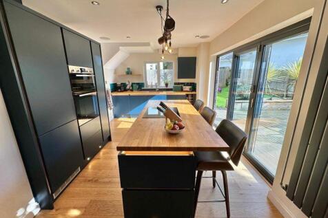 Breakfast Bar