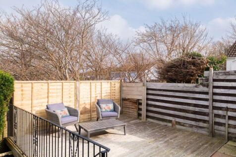 Sun deck