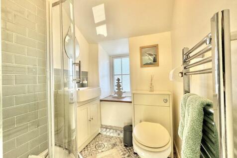 Family Shower Room