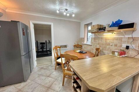 Open plan kitchen/breakfast room