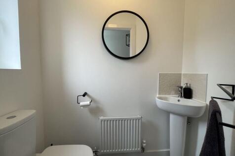 Cloakroom / WC