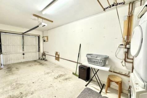 Integral garage