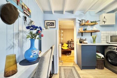 Kitchen / Breakfast Room