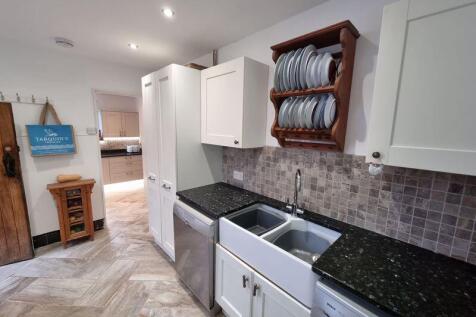 Utility / boot room