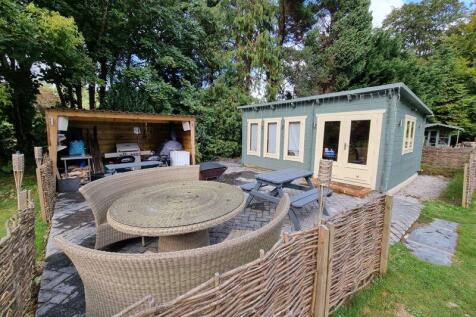 Sun terrace and BBQ area