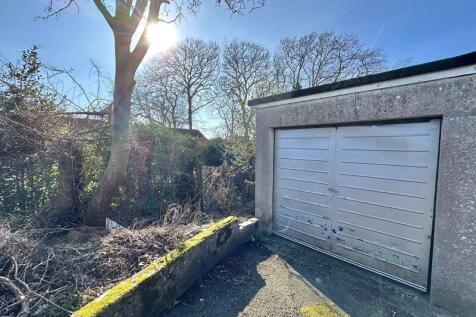 Garage in block