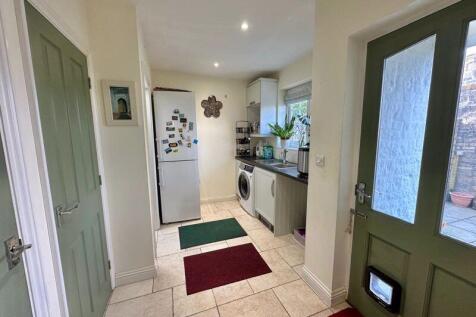 Spacious utility room