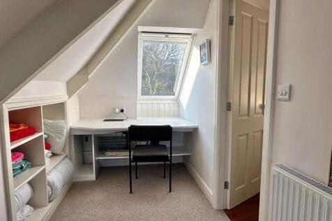 Dressing area in bedroom