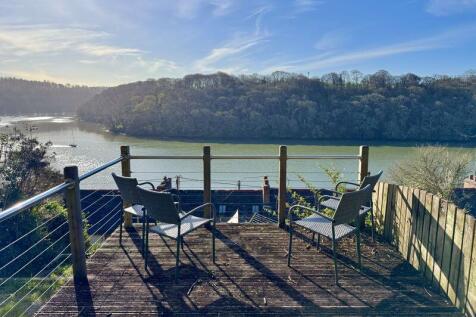 Sun Deck &amp; River View