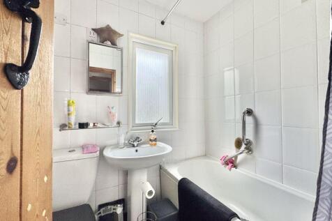 First Floor Bathroom