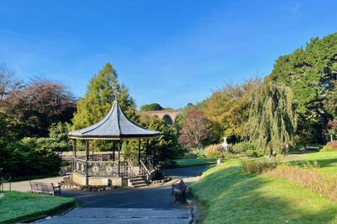 Pretty Truro
