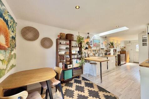 Kitchen / Living / Dining