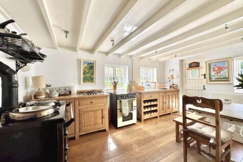 Kitchen / Breakfast Room