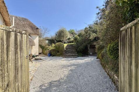 Gated Driveway &amp; Garage