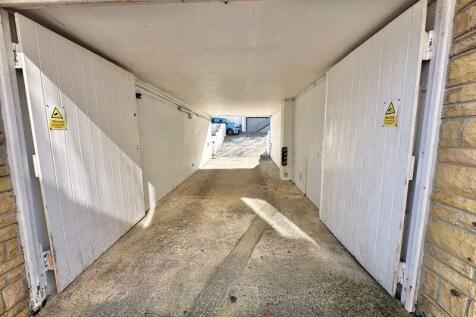 Access to parking area