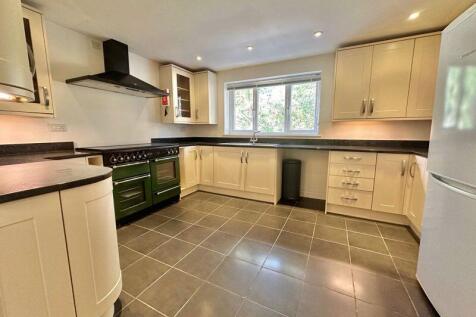 Fitted kitchen with granite worktops