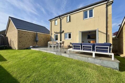 Sunny Rear Garden