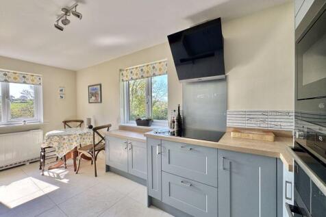 Kitchen / Breakfast Room