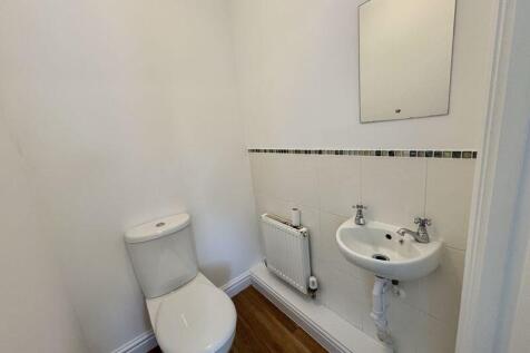 Cloakroom / WC