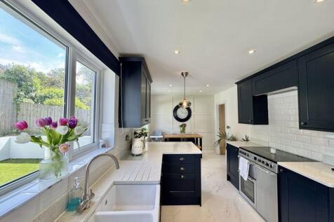 Refitted Kitchen / Dining Room
