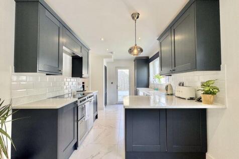 Refitted Kitchen / Dining Room