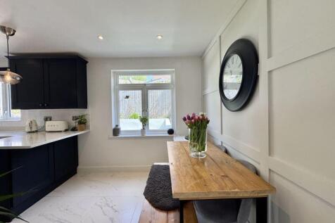 Refitted Kitchen / Dining Room