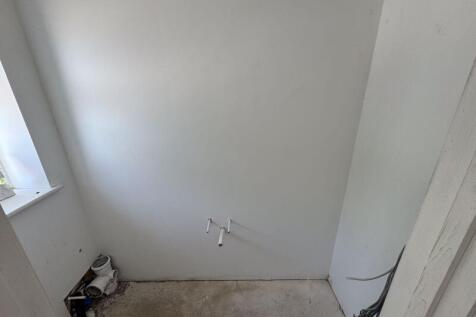 Cloakroom / WC
