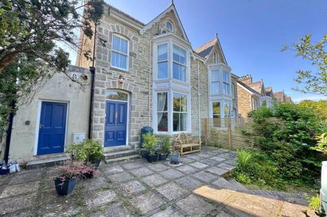 Fine period home