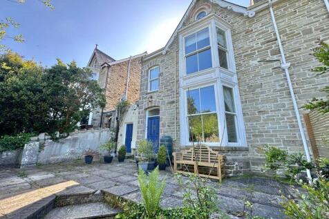 Fine period home