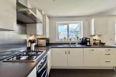 Kitchen / Dining  / Day Room