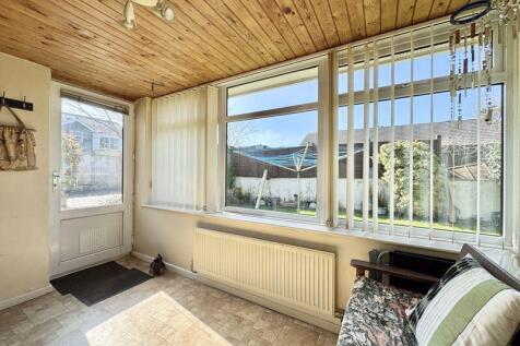 Sun Room / Utility