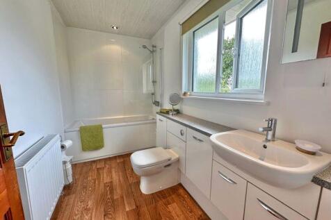 En suite bathroom