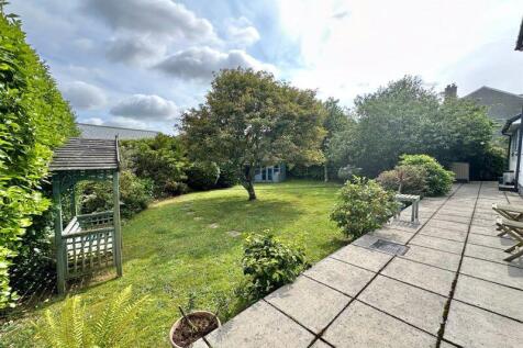 Broad sun terrace and garden